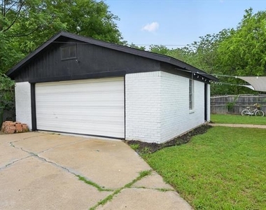 3513 Sheridon Drive - Photo Thumbnail 37