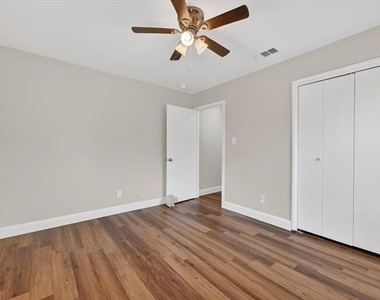 3513 Sheridon Drive - Photo Thumbnail 31