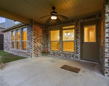 9670 Lance Drive - Photo Thumbnail 17
