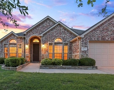 9670 Lance Drive - Photo Thumbnail 2