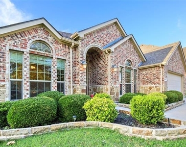 9670 Lance Drive - Photo Thumbnail 5
