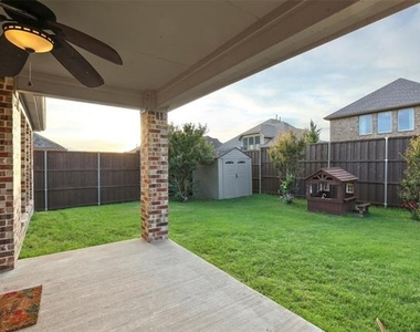 9670 Lance Drive - Photo Thumbnail 19