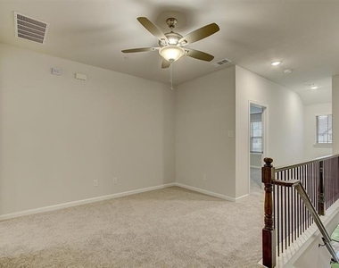 1946 Sweetwater Lane - Photo Thumbnail 8