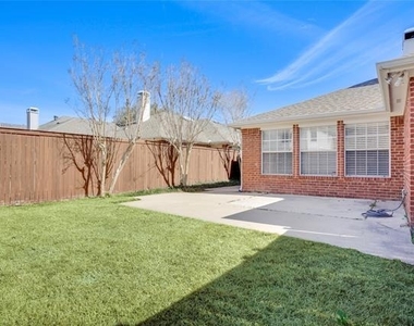 8611 Ironwood Drive - Photo Thumbnail 25