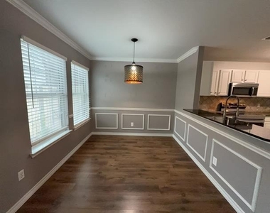 12614 Oceanside Drive - Photo Thumbnail 3