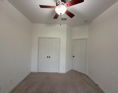 12614 Oceanside Drive - Photo Thumbnail 20