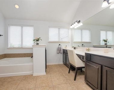1320 Wheatear Drive - Photo Thumbnail 14