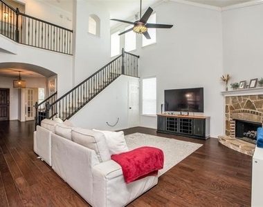 1320 Wheatear Drive - Photo Thumbnail 2