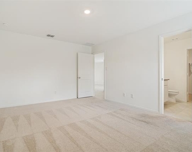 1345 Cider Street - Photo Thumbnail 8
