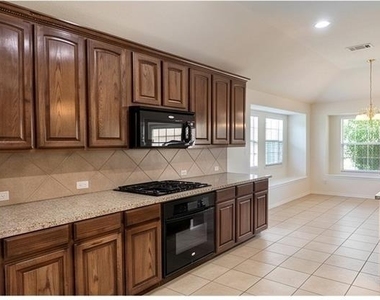 5940 Chisholm Trail - Photo Thumbnail 4