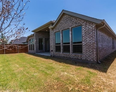 2933 Saltwood Court - Photo Thumbnail 27