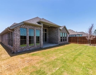 2933 Saltwood Court - Photo Thumbnail 28