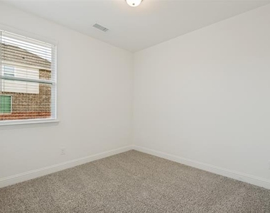 1412 Grove Pond Road - Photo Thumbnail 9