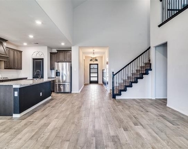 3094 Maverick Drive - Photo Thumbnail 5