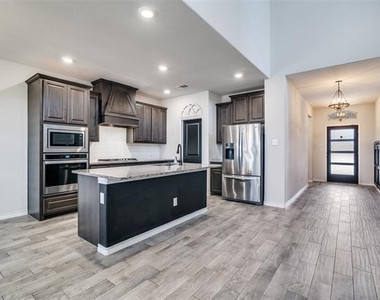 3094 Maverick Drive - Photo Thumbnail 11
