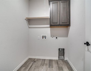 3094 Maverick Drive - Photo Thumbnail 28