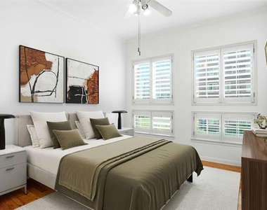 3225 Turtle Creek Boulevard - Photo Thumbnail 6