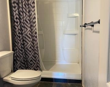 1425 Natchez Drive - Photo Thumbnail 13