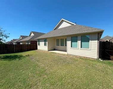1105 Daffodil Street - Photo Thumbnail 29