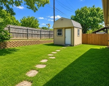 5617 Espanola Drive - Photo Thumbnail 15