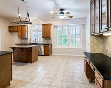 8503 Prescott Circle - Photo Thumbnail 5