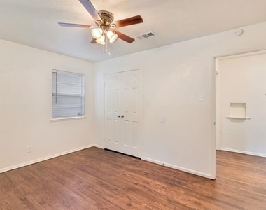 2848 Beasley Drive - Photo Thumbnail 10