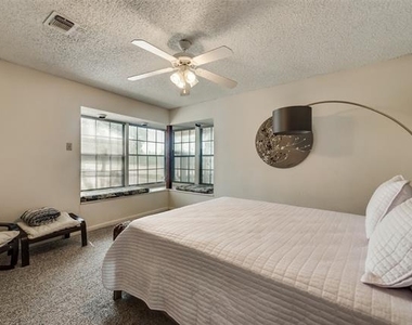 301 Centennial Boulevard - Photo Thumbnail 11