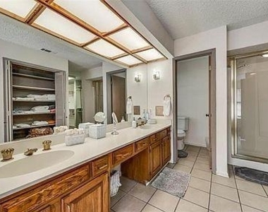 301 Centennial Boulevard - Photo Thumbnail 9