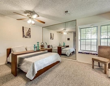 301 Centennial Boulevard - Photo Thumbnail 10