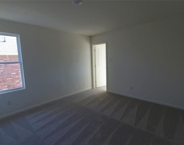 1246 Herring Drive - Photo Thumbnail 13