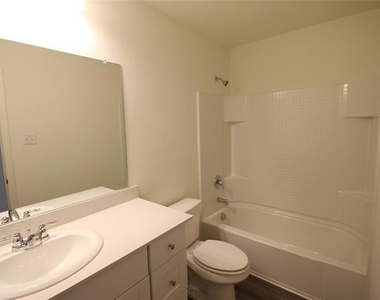 1246 Herring Drive - Photo Thumbnail 31