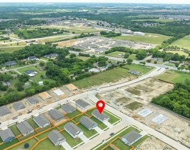201 Cattail Lane - Photo Thumbnail 24