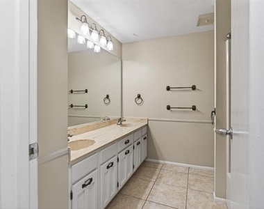 4202 Indian Creek Court - Photo Thumbnail 29