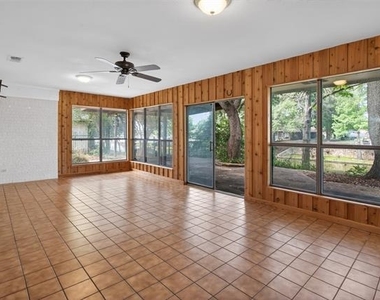 4202 Indian Creek Court - Photo Thumbnail 17