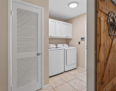 4202 Indian Creek Court - Photo Thumbnail 19