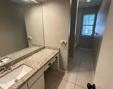 1007 Almond Court - Photo Thumbnail 17