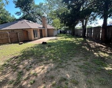 1007 Almond Court - Photo Thumbnail 20