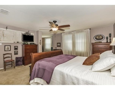 2912 Lake Terrace Drive - Photo Thumbnail 11