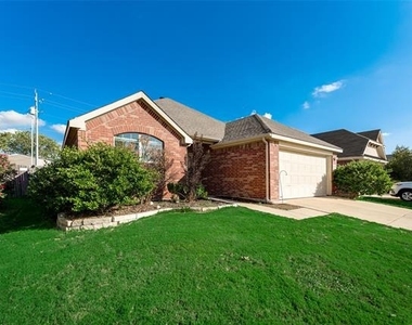 203 Cedar Creek Drive - Photo Thumbnail 1