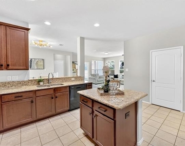 1425 Bull Street - Photo Thumbnail 8