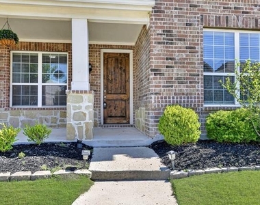 1425 Bull Street - Photo Thumbnail 2