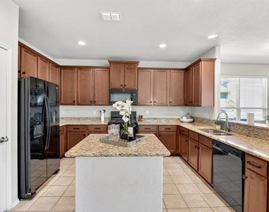 1425 Bull Street - Photo Thumbnail 7