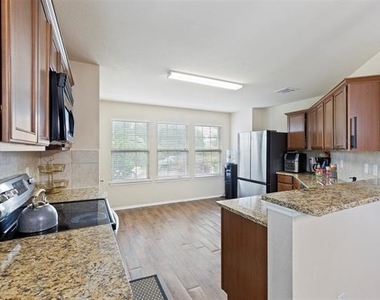 4127 Passage Way - Photo Thumbnail 8