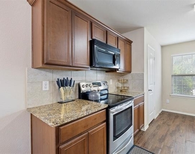 4127 Passage Way - Photo Thumbnail 9