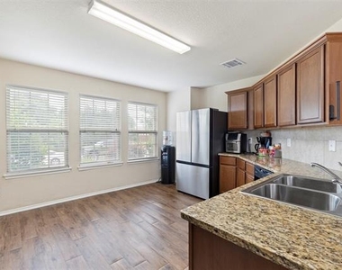 4127 Passage Way - Photo Thumbnail 10