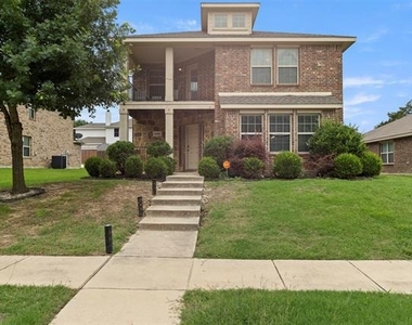 4127 Passage Way - Photo Thumbnail 2