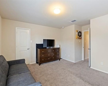 4127 Passage Way - Photo Thumbnail 20