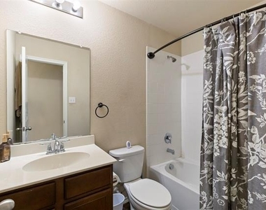 4127 Passage Way - Photo Thumbnail 24