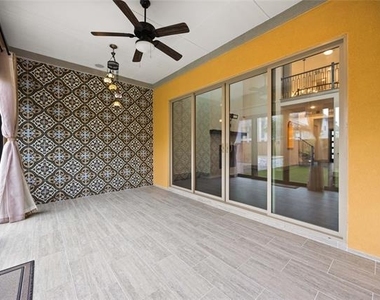 12189 Diamond Creek Drive - Photo Thumbnail 30