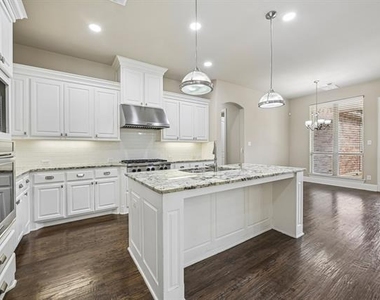 2676 Mcpherson Lane - Photo Thumbnail 7